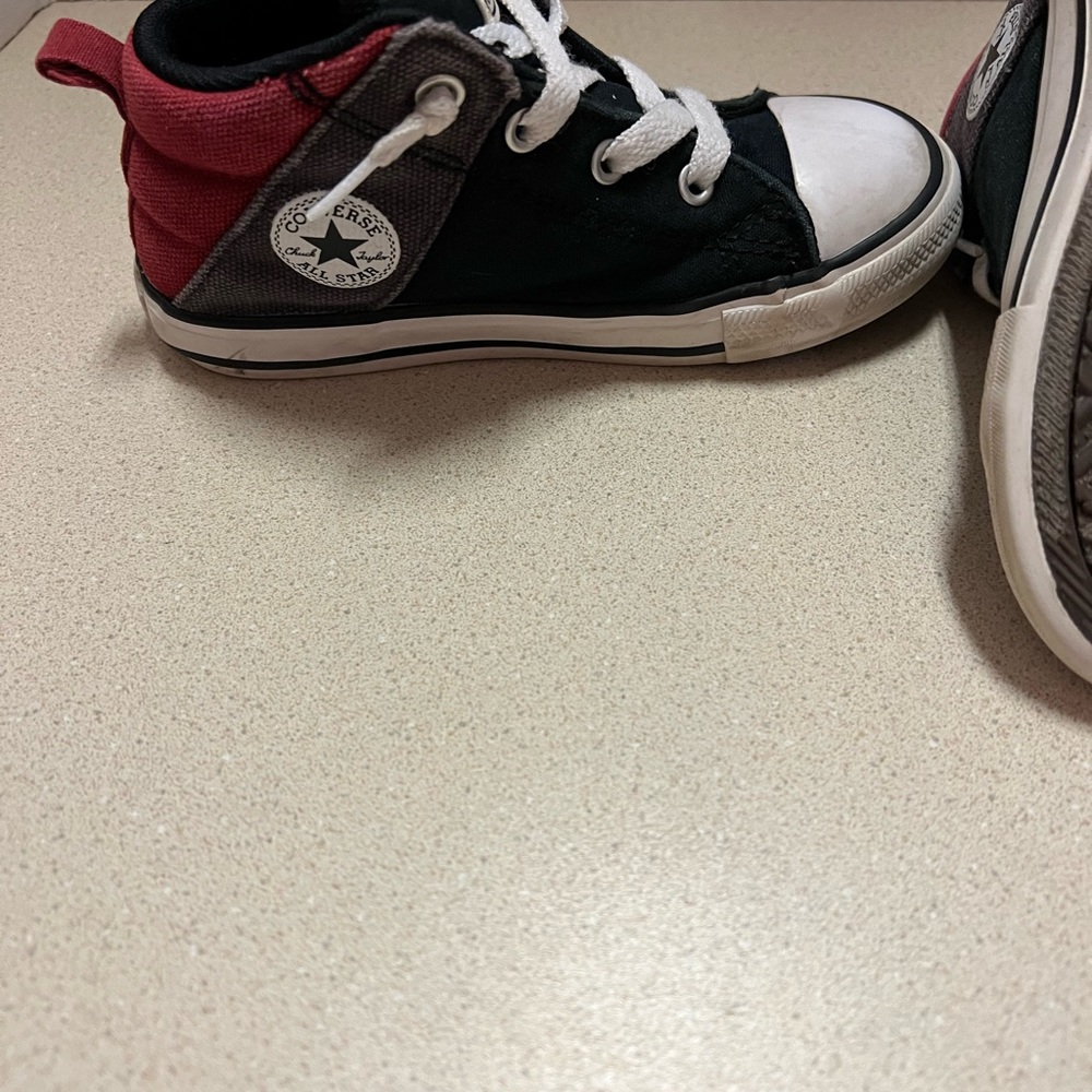 Black and Maroon Kid Converse Size 10 - Picture 4 of 8